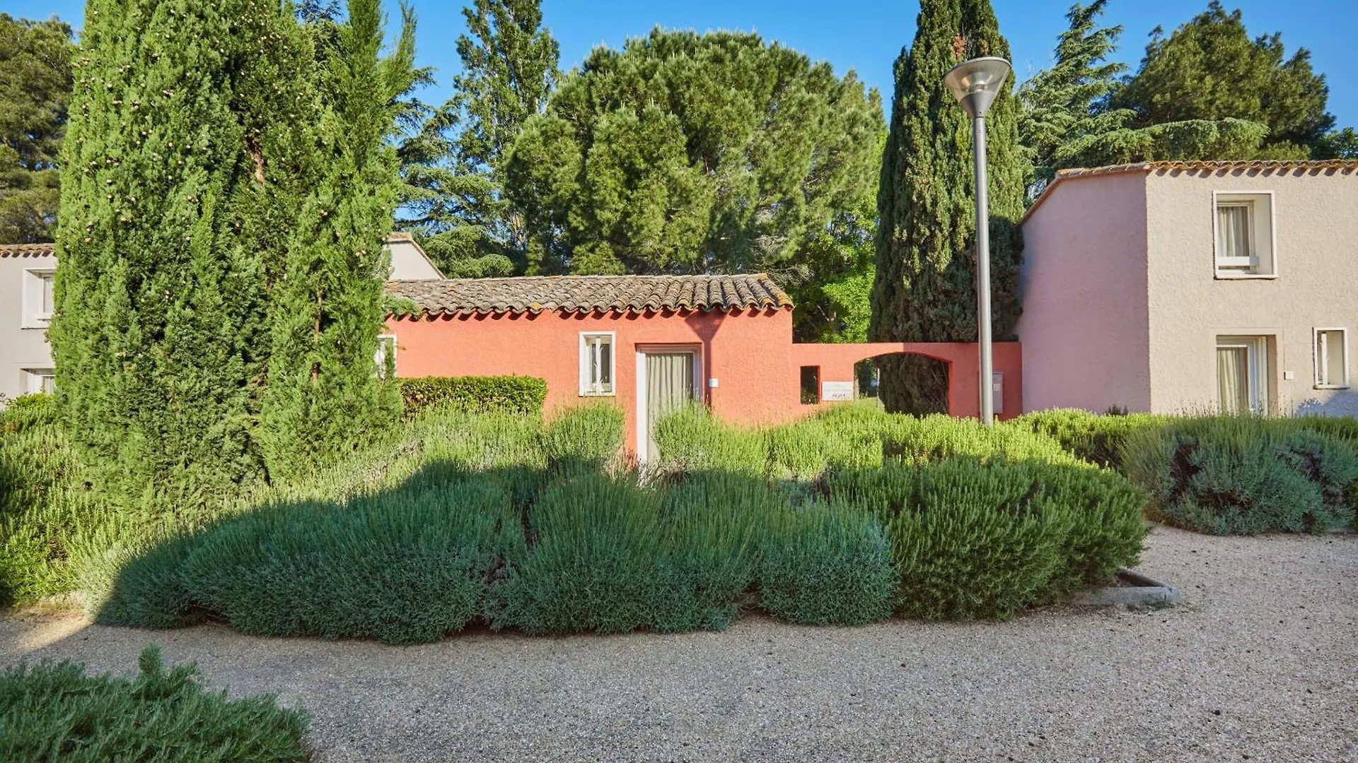 Résidence Odalys Le Village Camarguais Les Gardians Arles Appart hôtel