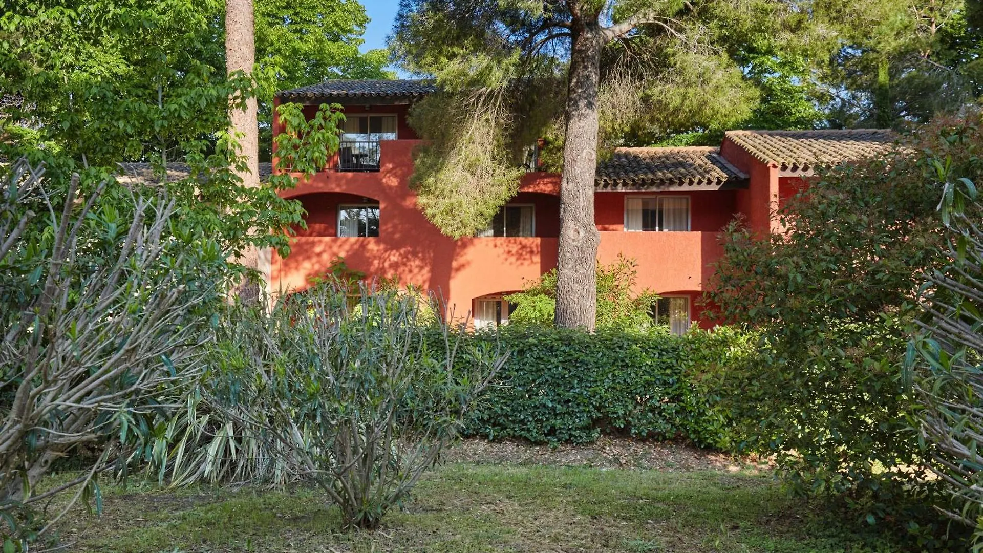 Résidence Odalys Le Village Camarguais Les Gardians Arles Appart hôtel