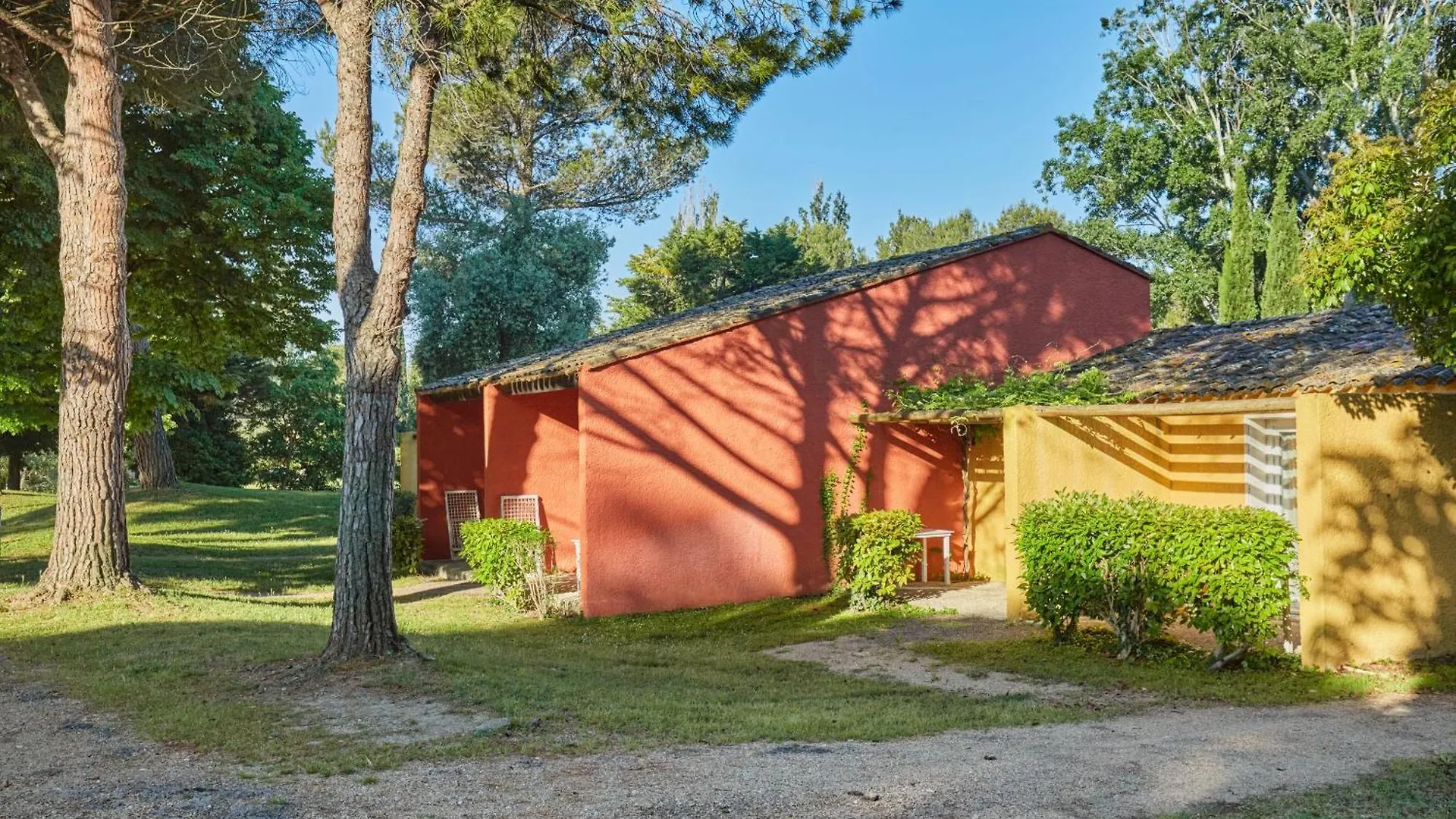 Résidence Odalys Le Village Camarguais Les Gardians Arles 4*,  France