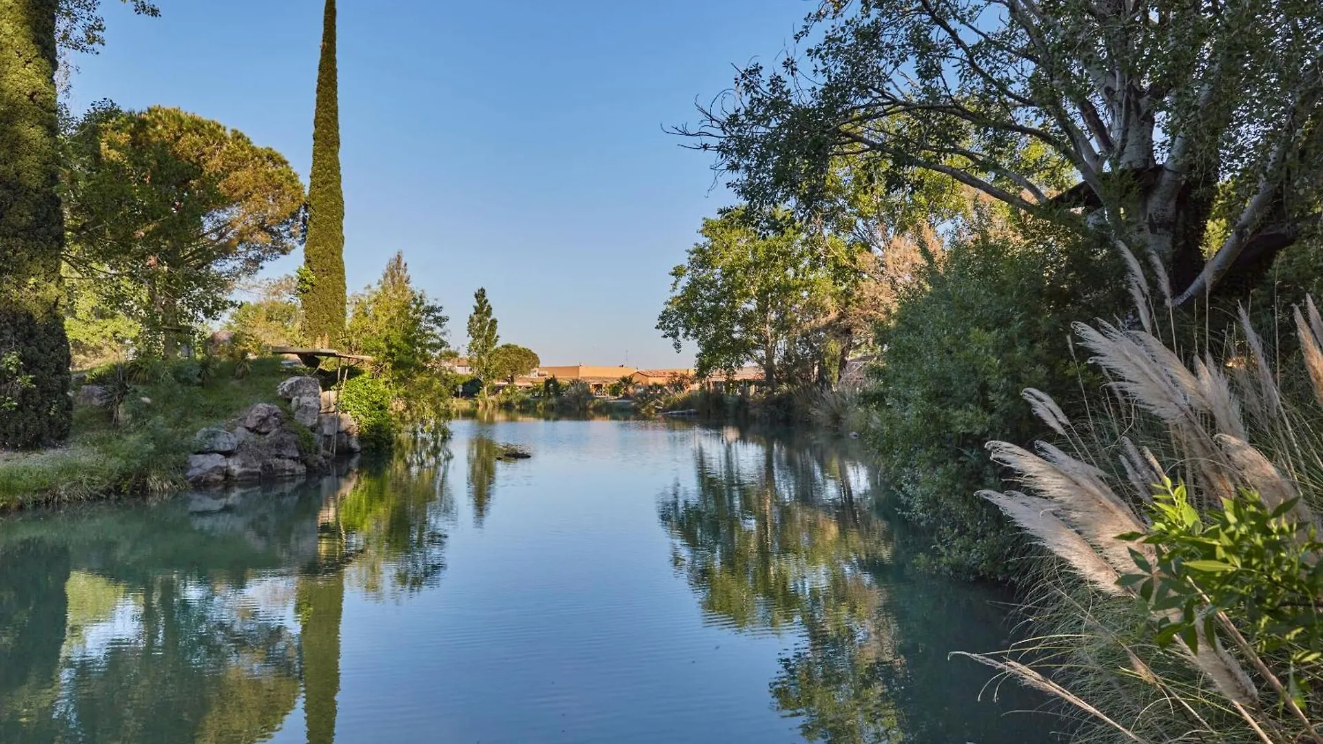 Residence Odalys Le Village Camarguais Les Gardians Arles 4*,