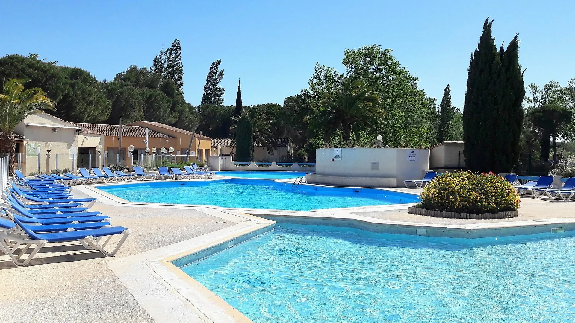 Résidence Odalys Le Village Camarguais Les Gardians Arles