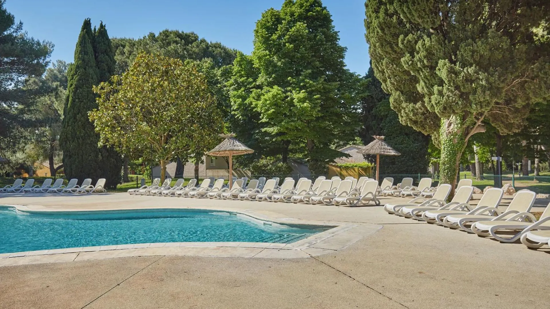 Aparthotel Residence Odalys Le Village Camarguais Les Gardians Arles