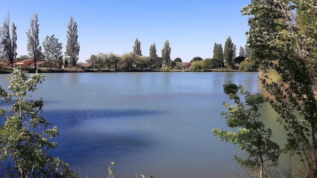 Aparthotel Residence Odalys Le Village Camarguais Les Gardians Arles